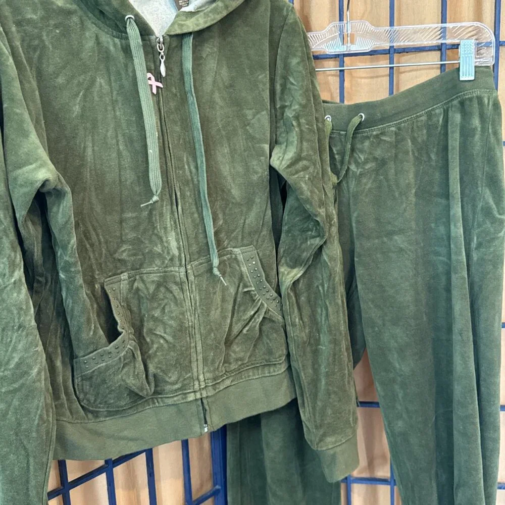 Green Velour Tracksuit Set – Jane Ashley Lounge Set – Size small - Picture 4 of 7